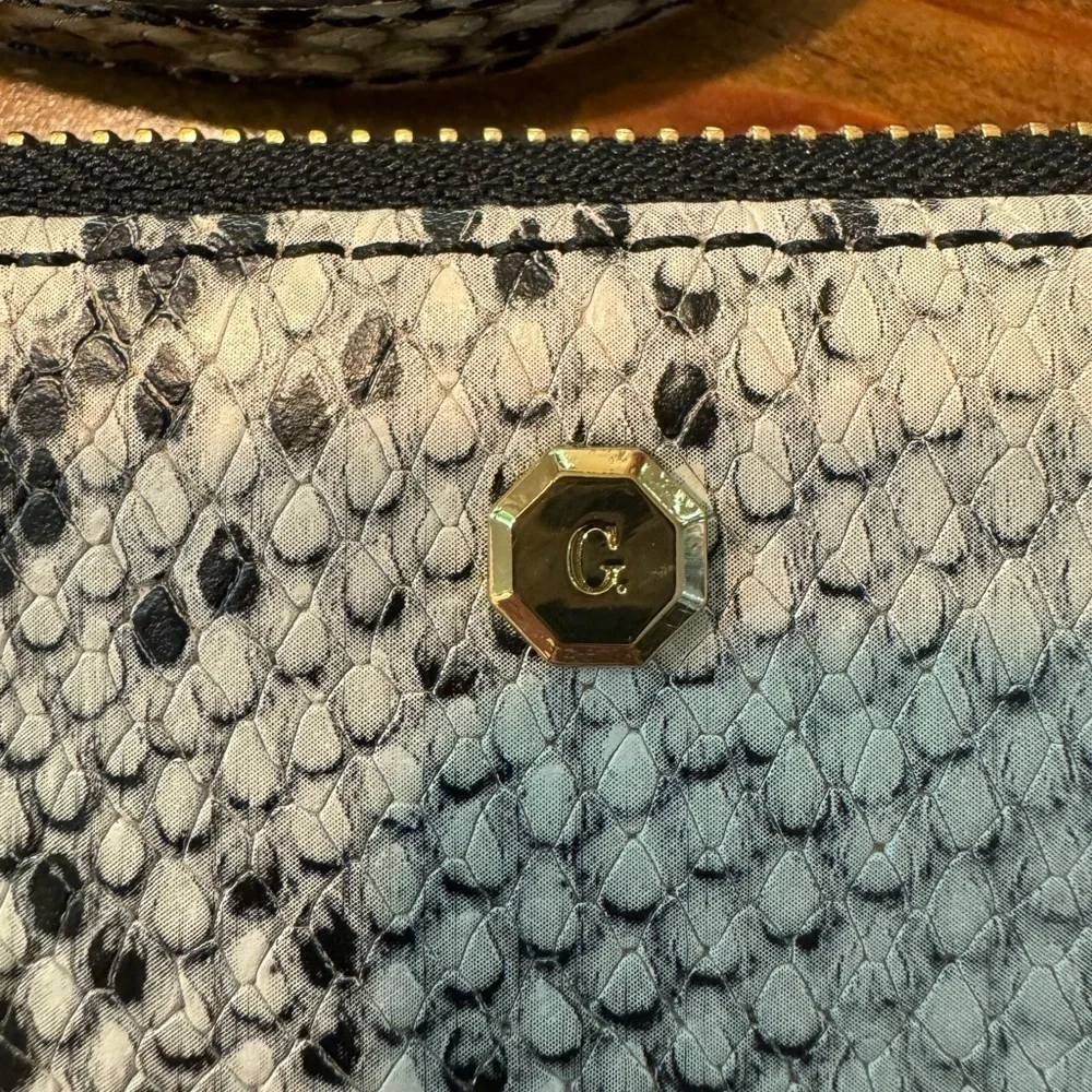 GILI leather snake print crossbody bag or clutch. Gray/white gold trim zip top